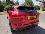 2019 Jaguar F-Pace thumbnail 8
