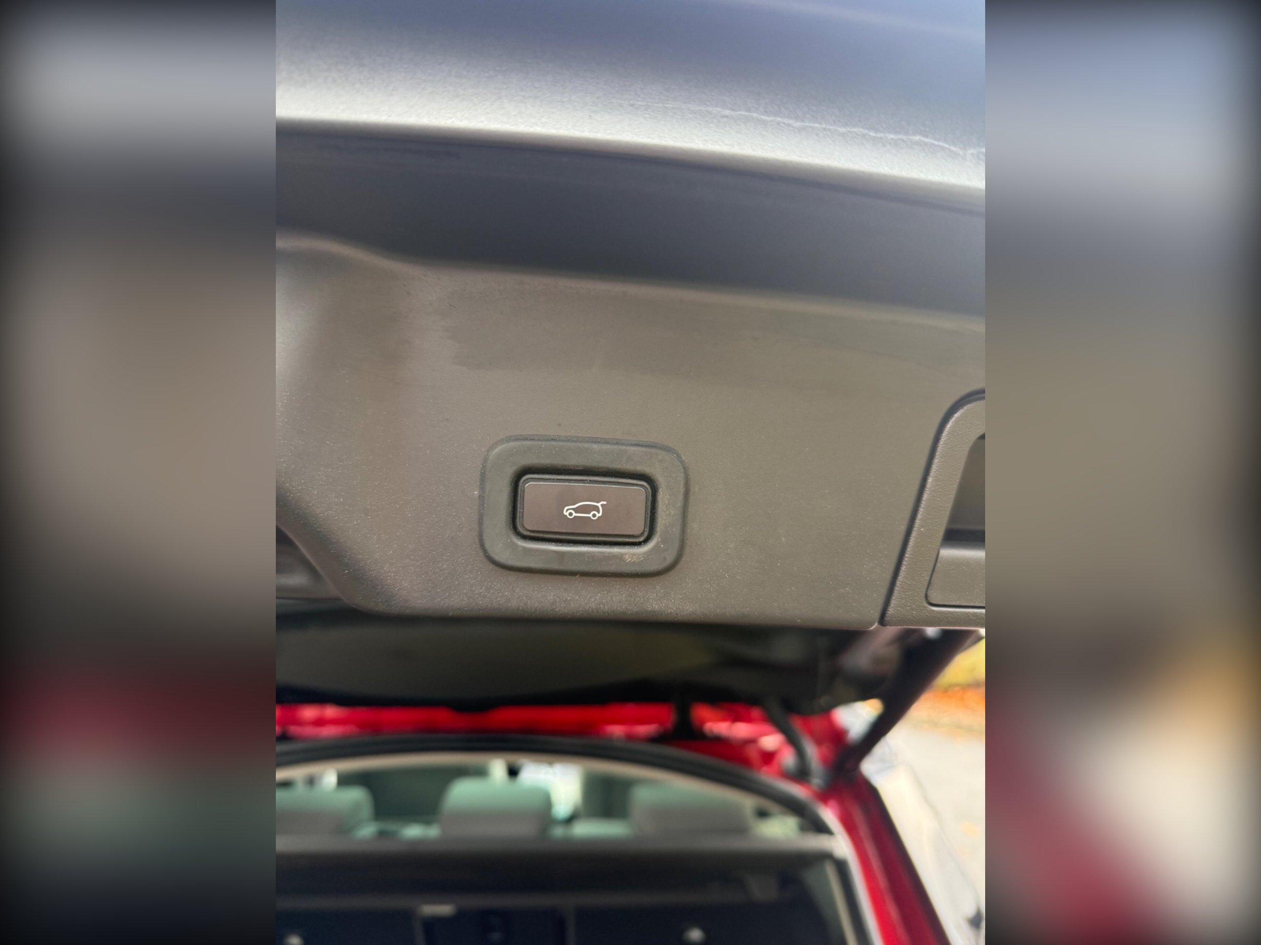 2019 Land Rover Range Rover Evoque thumbnail 29