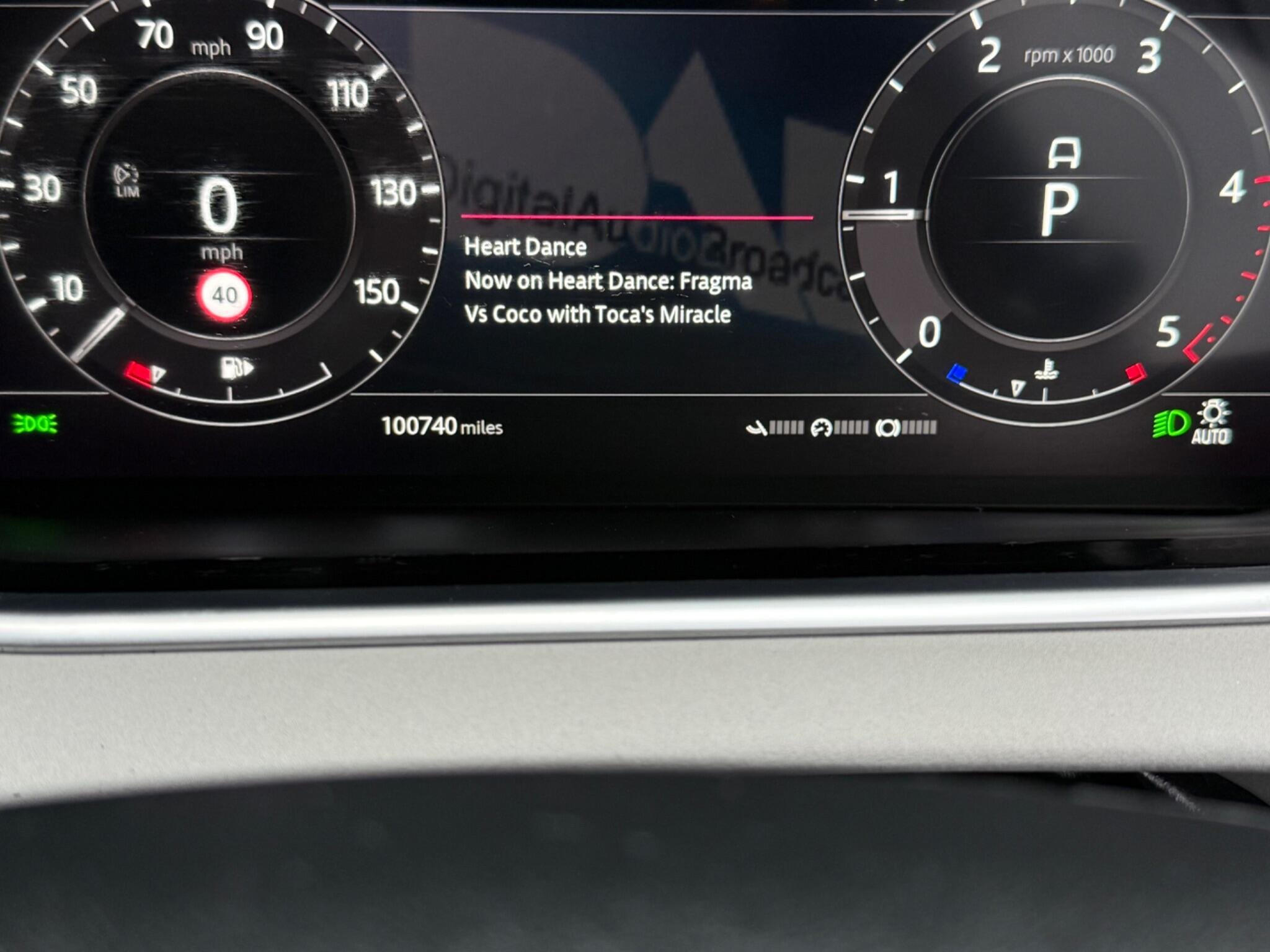 2019 Land Rover Range Rover Evoque thumbnail 32