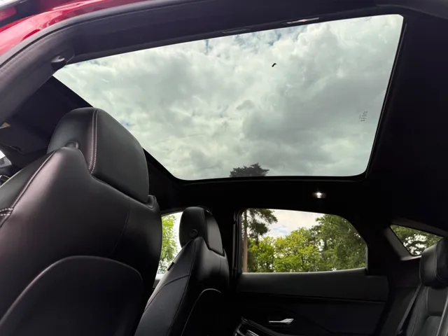 2020 Jaguar E-Pace — photo 3