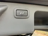 2015 Land Rover Discovery Sport thumbnail 32