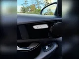 2015 Mercedes-Benz C-Class thumbnail 42