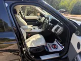 2018 Land Rover Range Rover Sport thumbnail 9