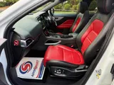 2018 Jaguar F-Pace thumbnail 32