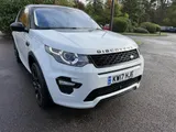 2017 Land Rover Discovery Sport thumbnail 16