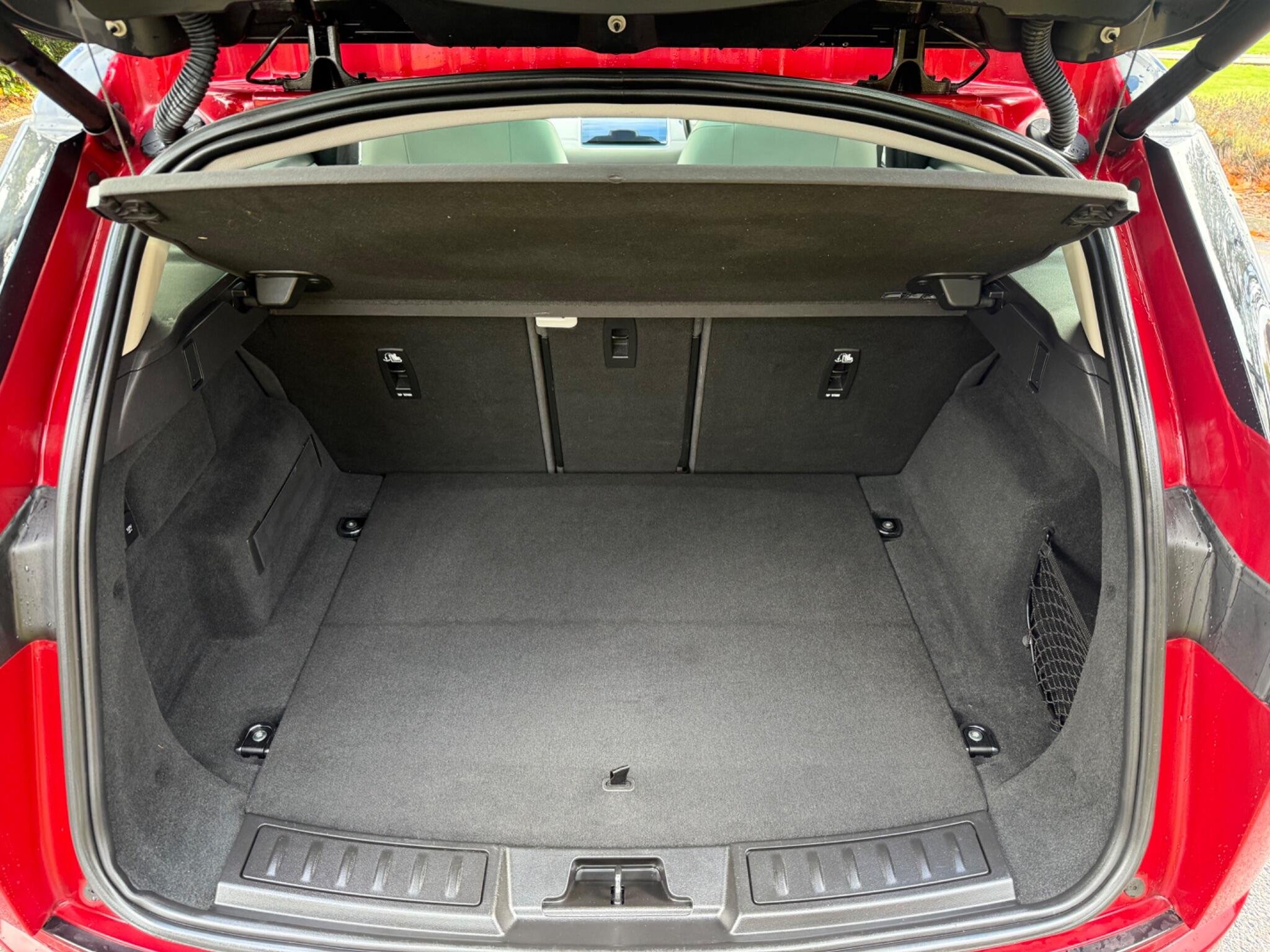 2019 Land Rover Range Rover Evoque thumbnail 28