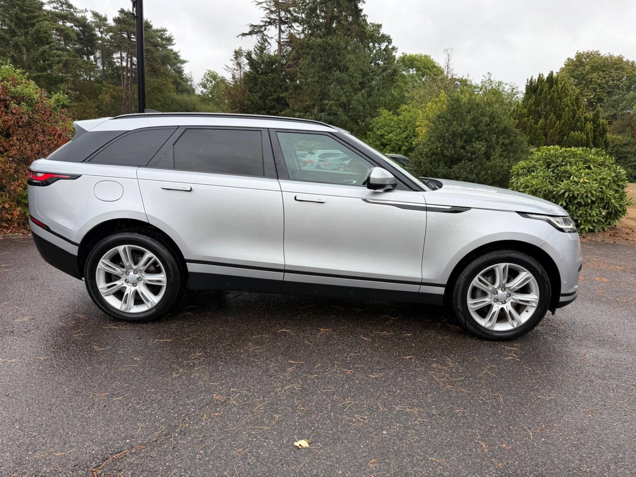 2019 Land Rover Range Rover Velar thumbnail 8