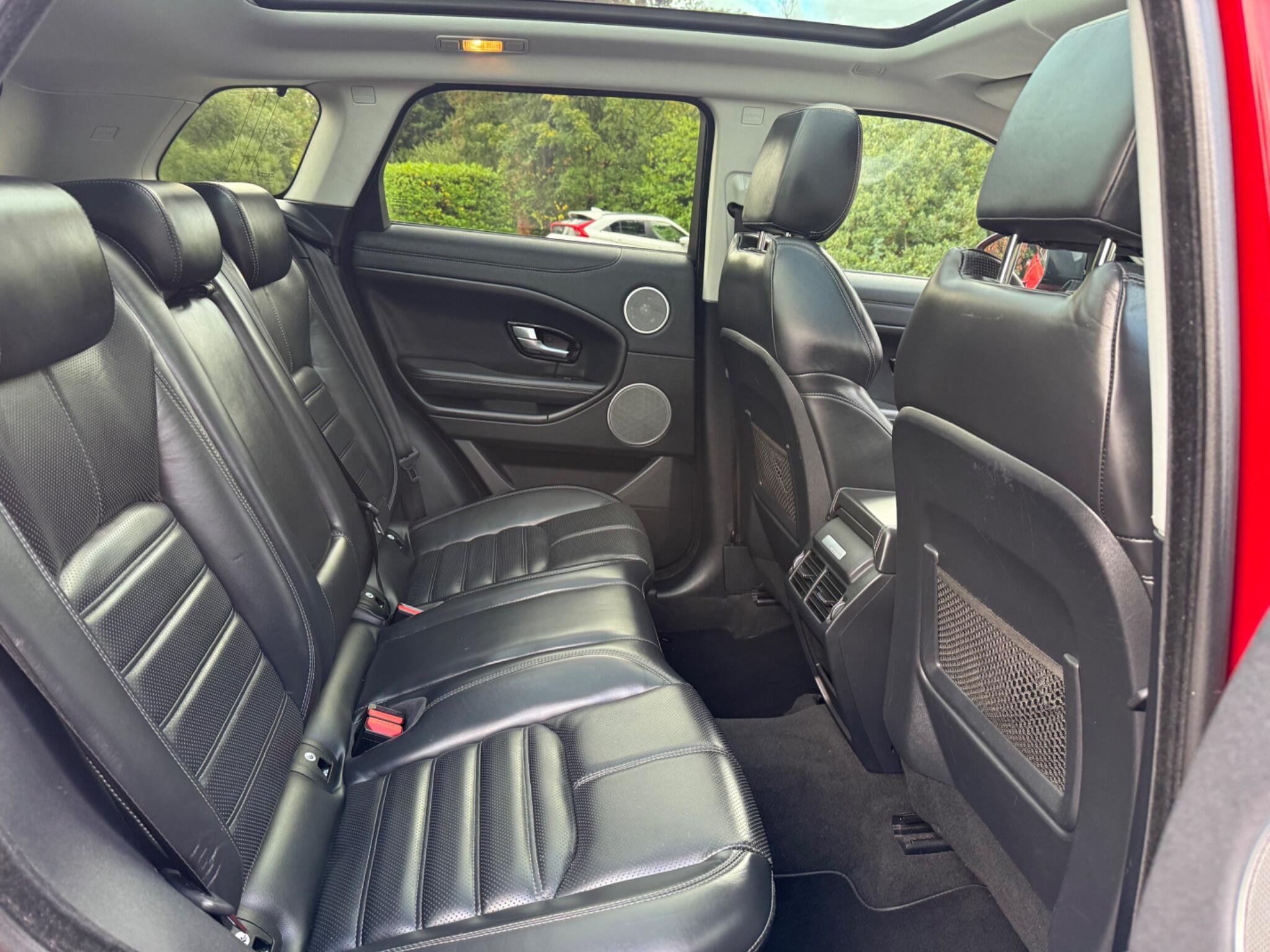 2016 Land Rover Range Rover Evoque thumbnail 45