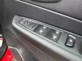 2018 Renault Captur thumbnail 25