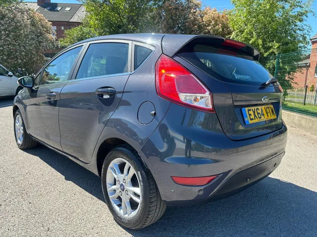 2014 Ford Fiesta — photo 3