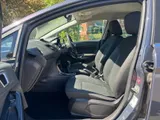2014 Ford Fiesta thumbnail 32