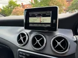 2015 Mercedes-Benz GLA thumbnail 32