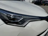 2019 Toyota C-HR thumbnail 37