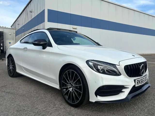 2016 Mercedes-Benz C-Class — photo 4