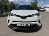 2019 Toyota C-HR thumbnail 5