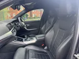 2021 BMW 3 Series thumbnail 36