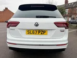 2017 Volkswagen Tiguan thumbnail 58