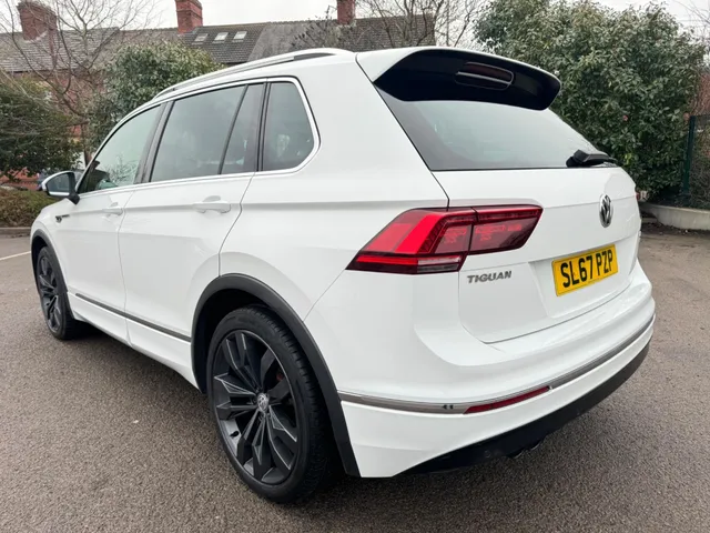 2017 Volkswagen Tiguan — photo 3