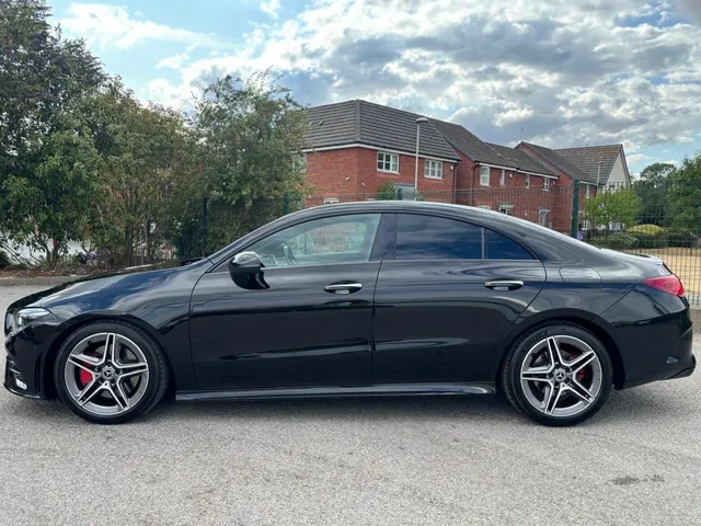 2019 Mercedes-Benz CLA — photo 2