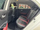 2017 KIA Rio thumbnail 14