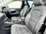 2020 Volvo XC40 thumbnail 15