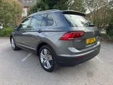 2019 Volkswagen Tiguan thumbnail 3