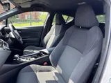 2019 Toyota C-HR thumbnail 35