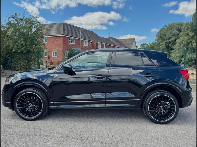 2020 Audi Q2 — photo 2