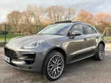 2015 Porsche Macan thumbnail 1