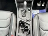 2017 Volkswagen Tiguan thumbnail 10