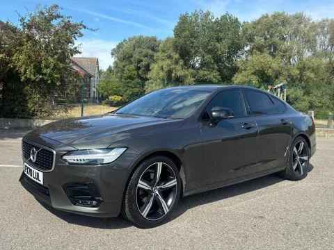 Used 2020 Volvo S90 R-design+ T4 Auto for sale on Motoring Today