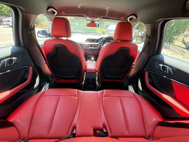 2020 BMW 1 Series — photo 3