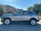 2020 Nissan Qashqai thumbnail 2