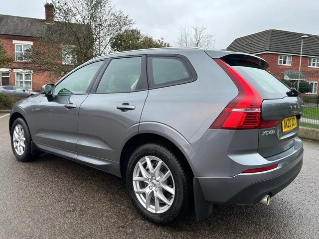 2020 Volvo XC60 — photo 3