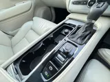 2018 Volvo XC90 thumbnail 23