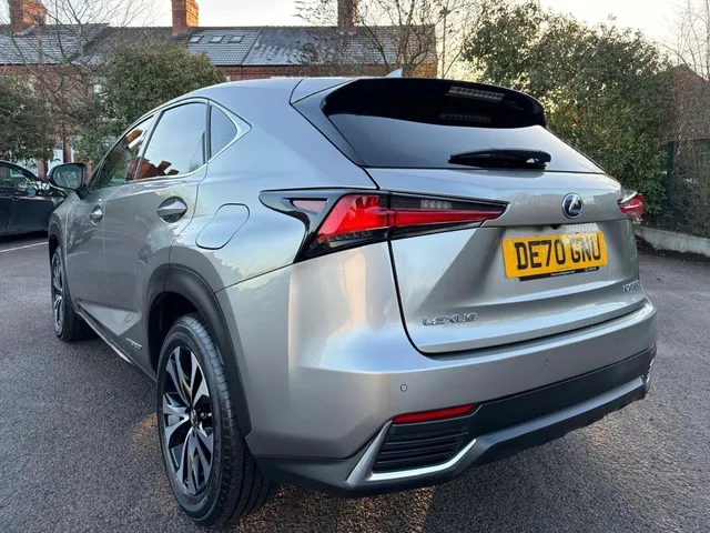 2020 Lexus NX — photo 4