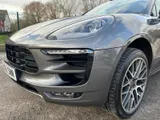 2015 Porsche Macan thumbnail 25