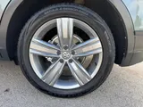 2019 Volkswagen Tiguan thumbnail 32