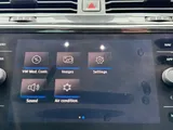 2017 Volkswagen Tiguan thumbnail 23