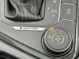 2017 Volkswagen Tiguan thumbnail 16