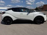 2019 Toyota C-HR thumbnail 11
