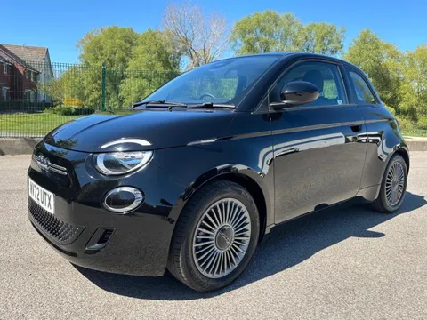 Used 2022 Fiat 500e Icon for sale on Motoring Today