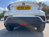2019 Toyota C-HR thumbnail 10