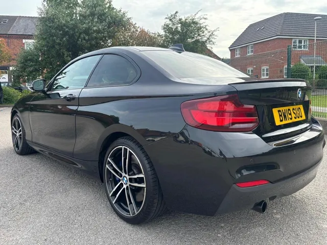 2019 BMW 2 Series — photo 3