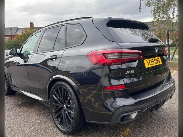 2019 BMW X5 — photo 3