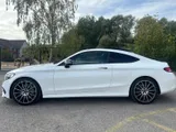 2016 Mercedes-Benz C-Class thumbnail 2