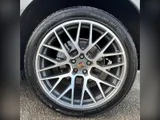 2015 Porsche Macan thumbnail 32