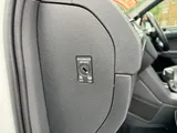 2017 Volkswagen Tiguan thumbnail 44