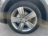 2019 Volkswagen Tiguan thumbnail 33