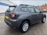 2022 Dacia Duster thumbnail 26